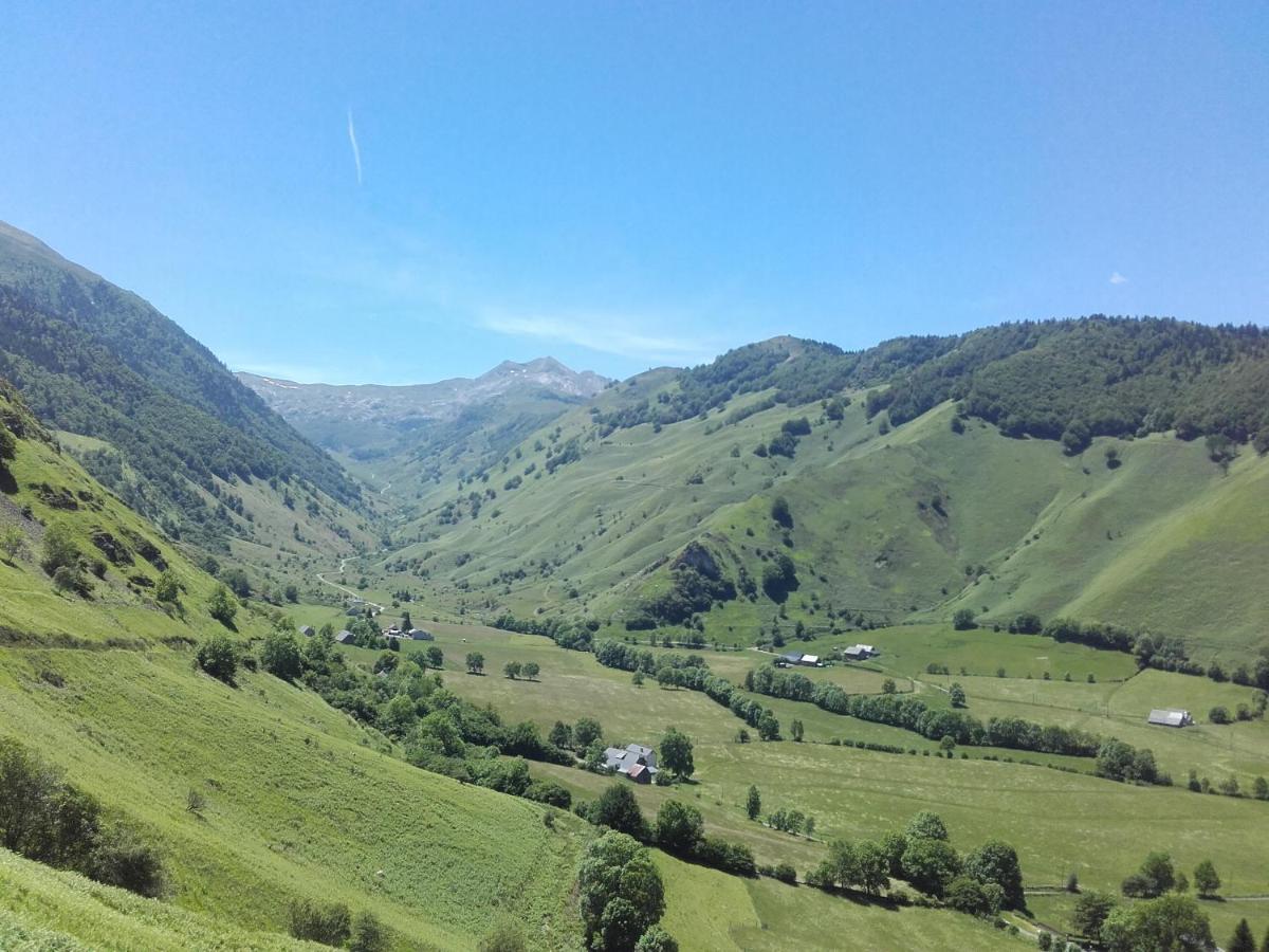 Gite De Montagne Du Plateau De Lhers- Accueil Randonneurs Accous Екстер'єр фото