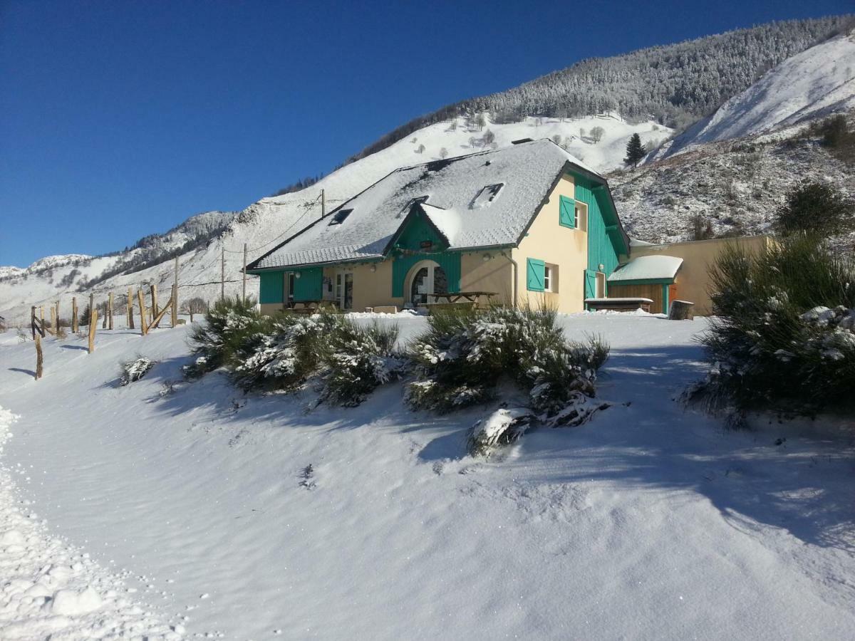 Gite De Montagne Du Plateau De Lhers- Accueil Randonneurs Accous Екстер'єр фото