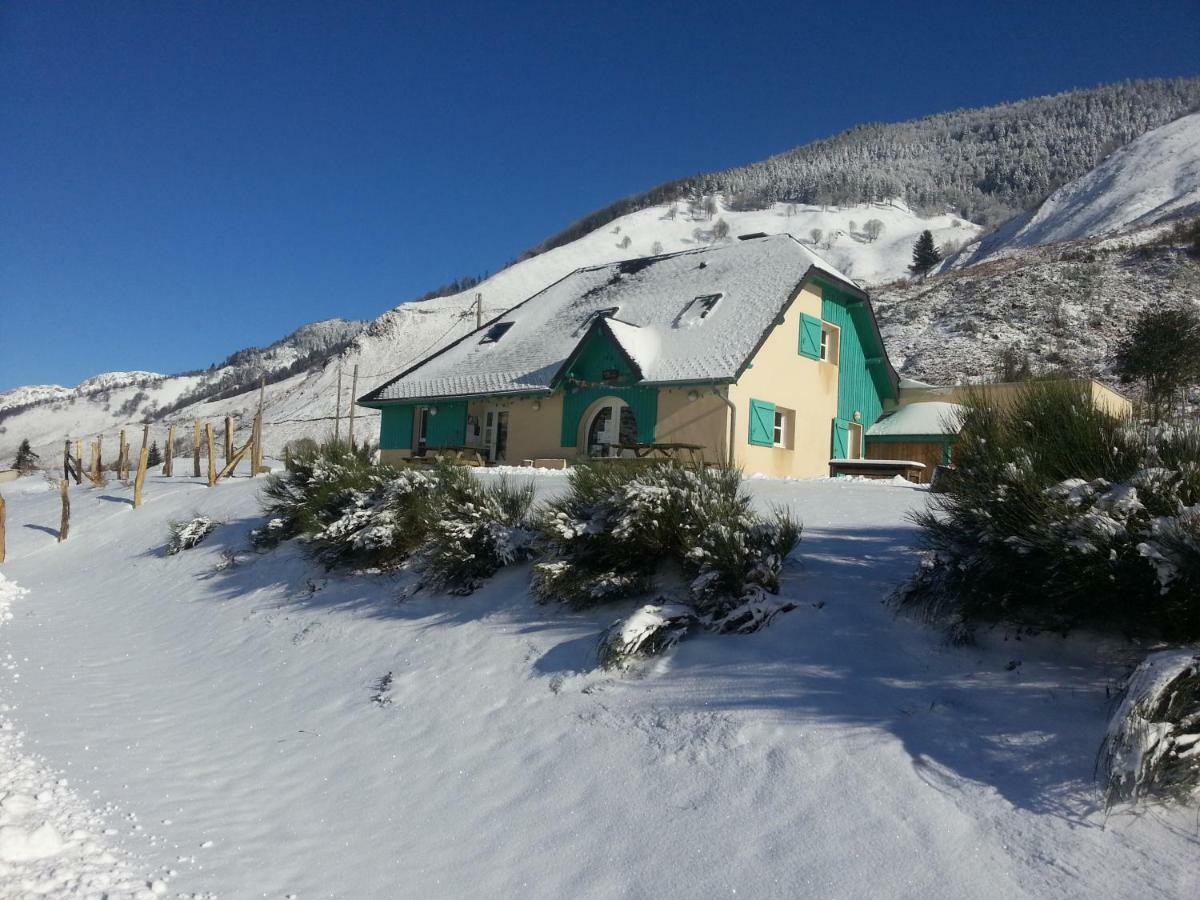 Gite De Montagne Du Plateau De Lhers- Accueil Randonneurs Accous Екстер'єр фото